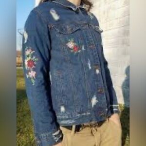 Wax jeans distressed denim floral embroidered jean jacket EUC